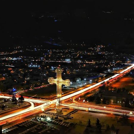 Merdz Spa & Fitness Sky Apartment สโกเปีย ภายนอก รูปภาพ