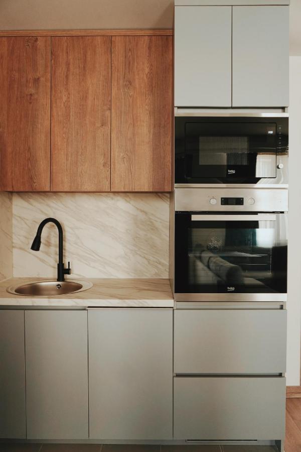 Merdz Spa & Fitness Sky Apartment สโกเปีย ภายนอก รูปภาพ