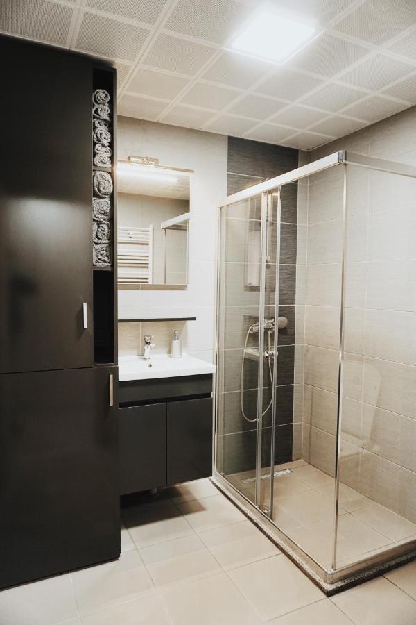 Merdz Spa & Fitness Sky Apartment สโกเปีย ภายนอก รูปภาพ