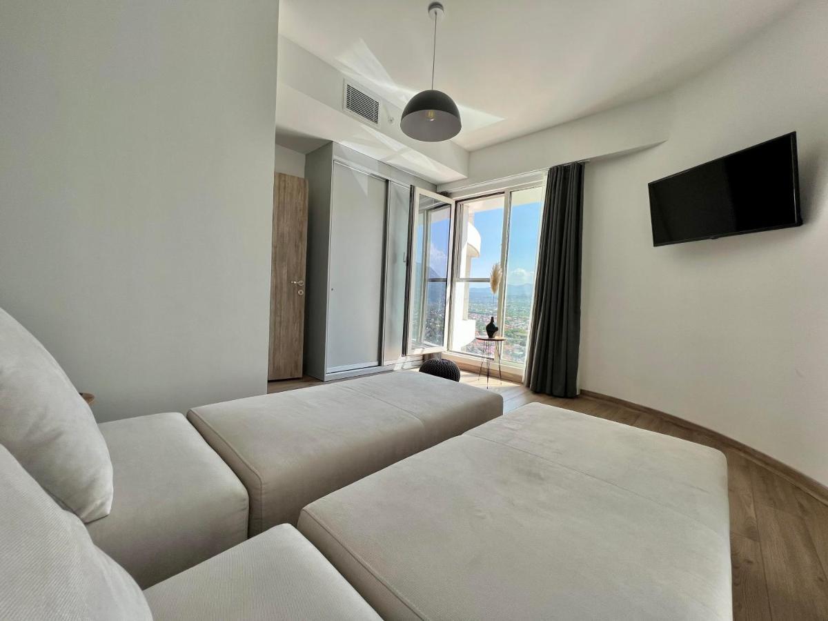Merdz Spa & Fitness Sky Apartment สโกเปีย ภายนอก รูปภาพ